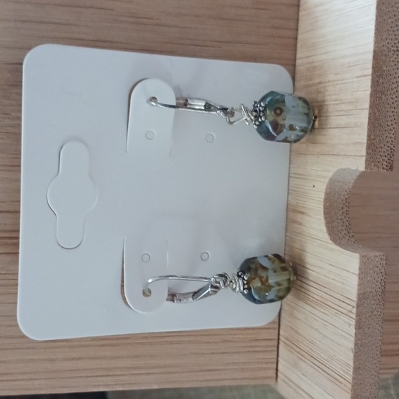 Silver Leverback Beveled Denim Brown Glass Beaded Dangle Earrings - Picture 12 of 12